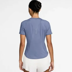 Nike · SWIFT
