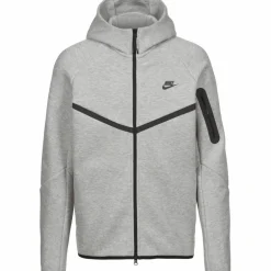 Nike · Tech Fleece
