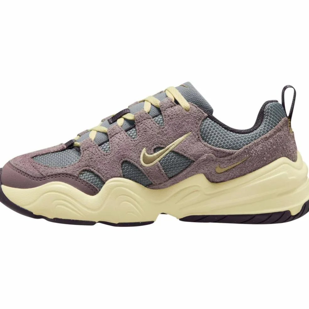 Nike · Tech Hera
