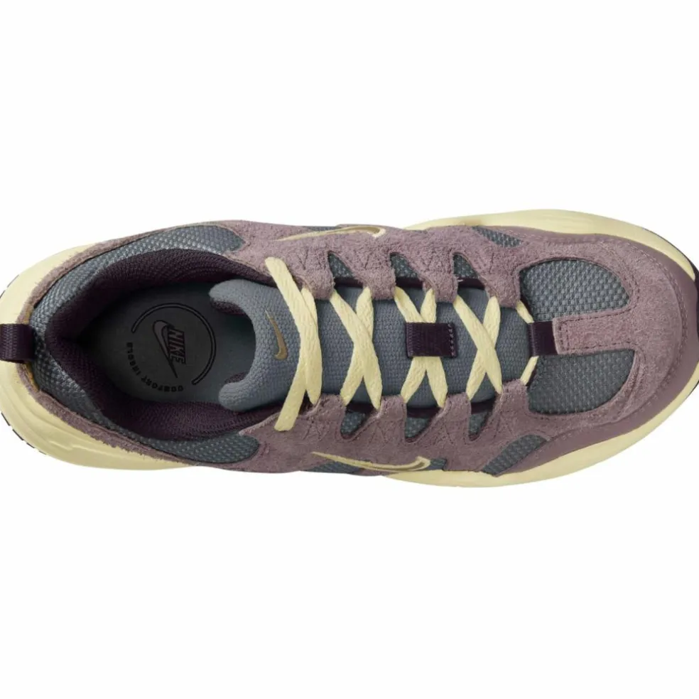 Nike · Tech Hera