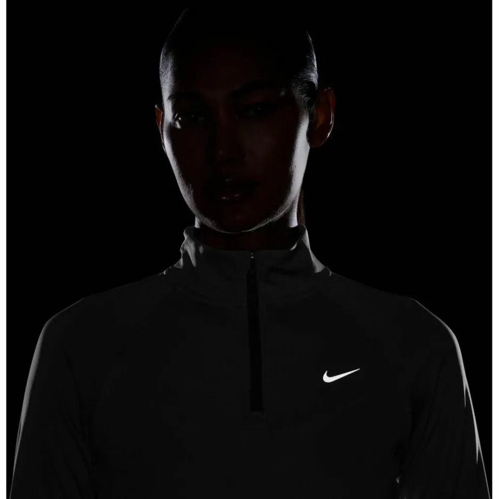 Nike · TEMPO