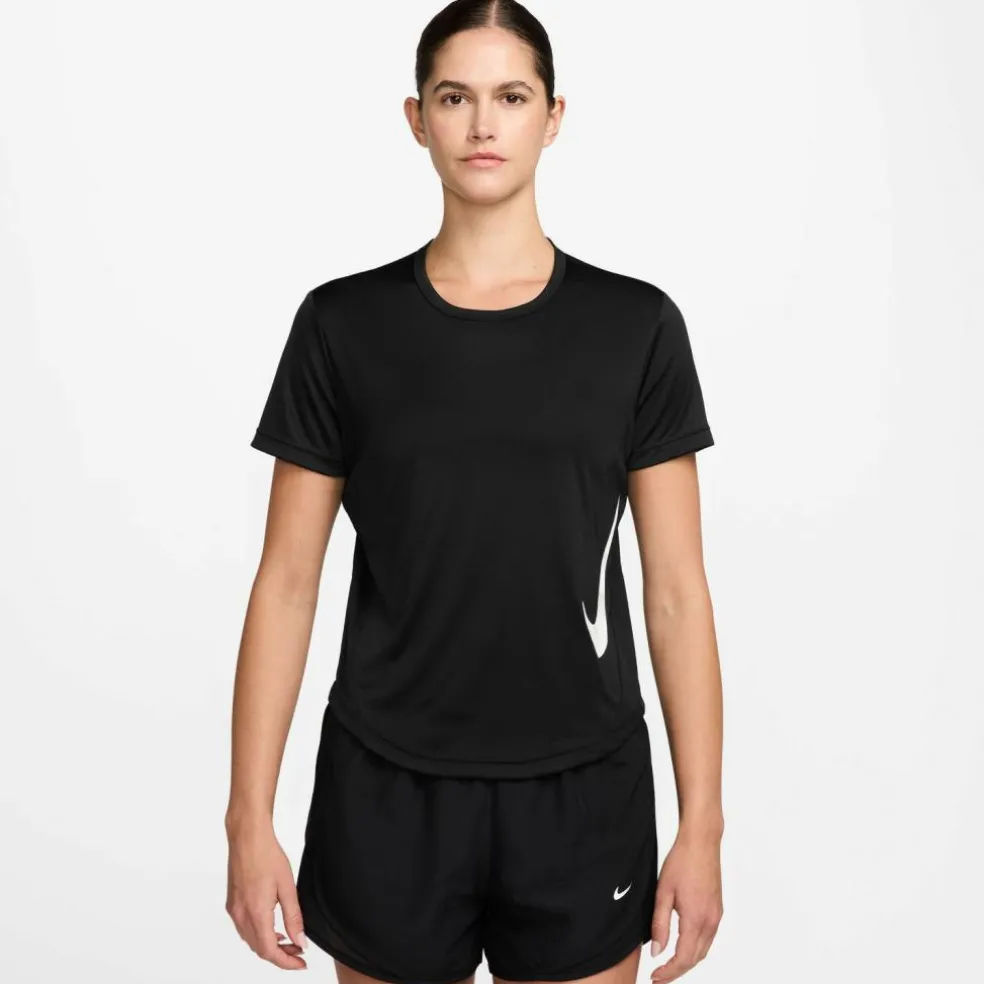 Nike · Tempo Swoosh