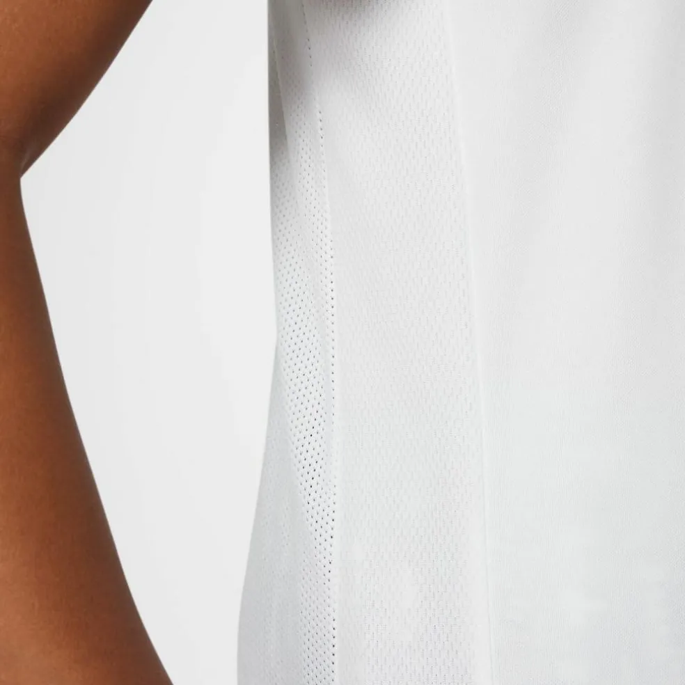 Nike · Trophy23