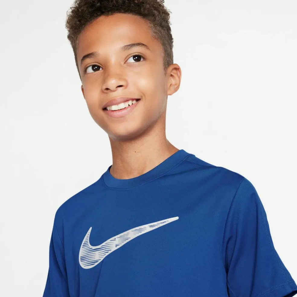 Nike · Trophy23