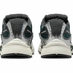 Nike · V5 RNR