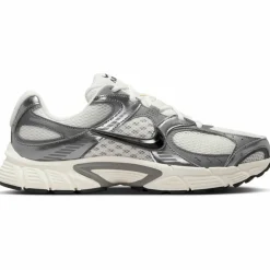 Nike · V5 RNR