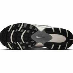 Nike · V5 RNR