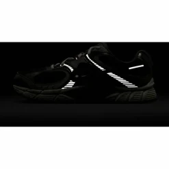 Nike · V5 RNR