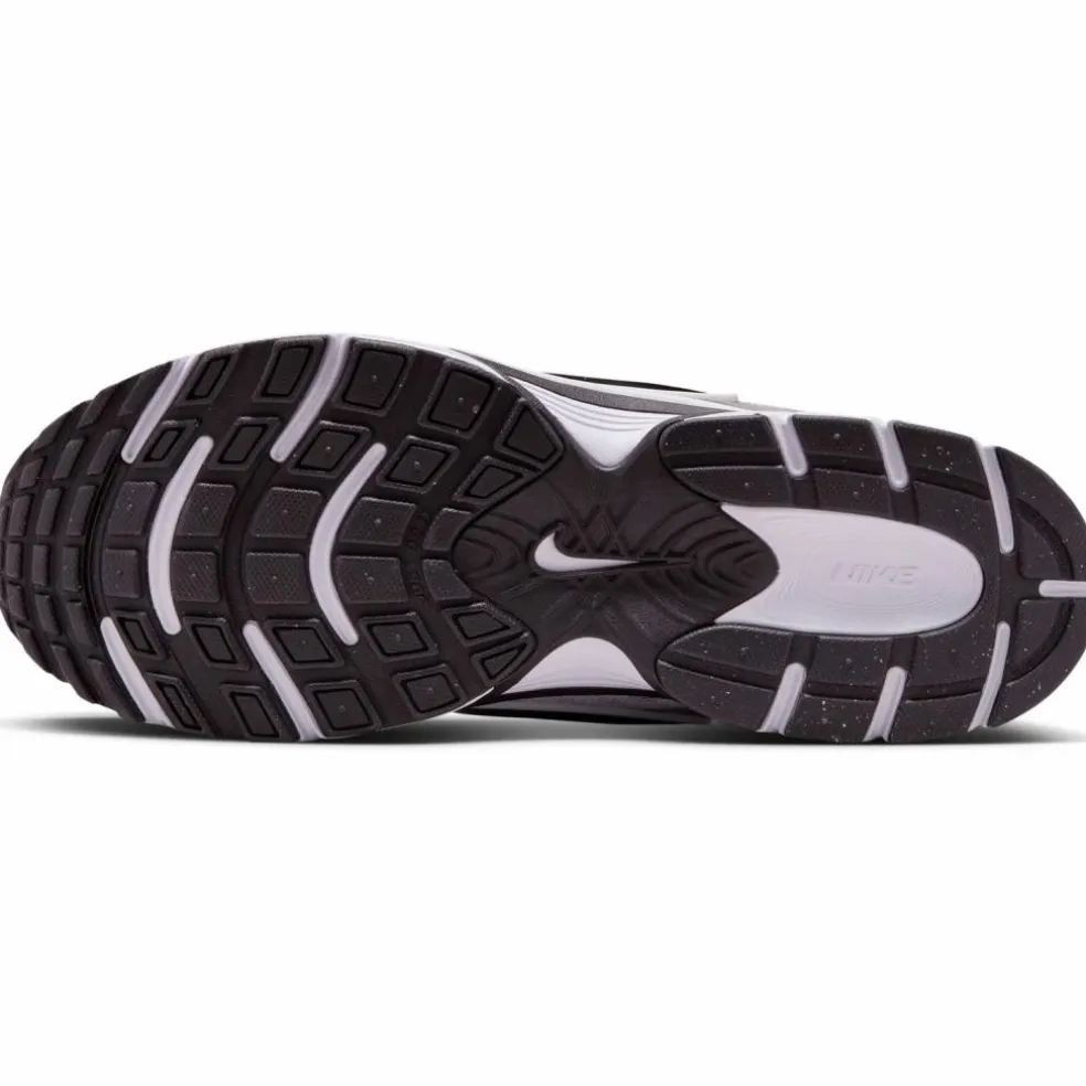 Nike · V5 RNR