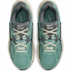 Nike · V5 RNR