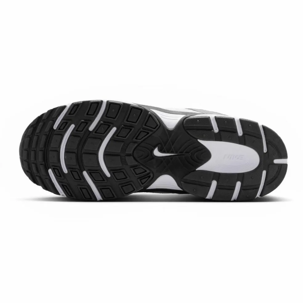 Nike · V5 RNR GS