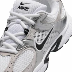 Nike · V5 RNR GS