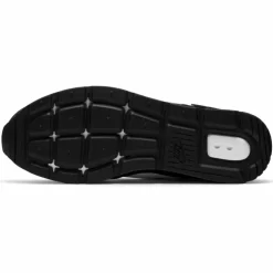 Nike · Venture Runner