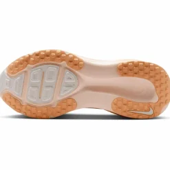 Nike · VOMERO 18