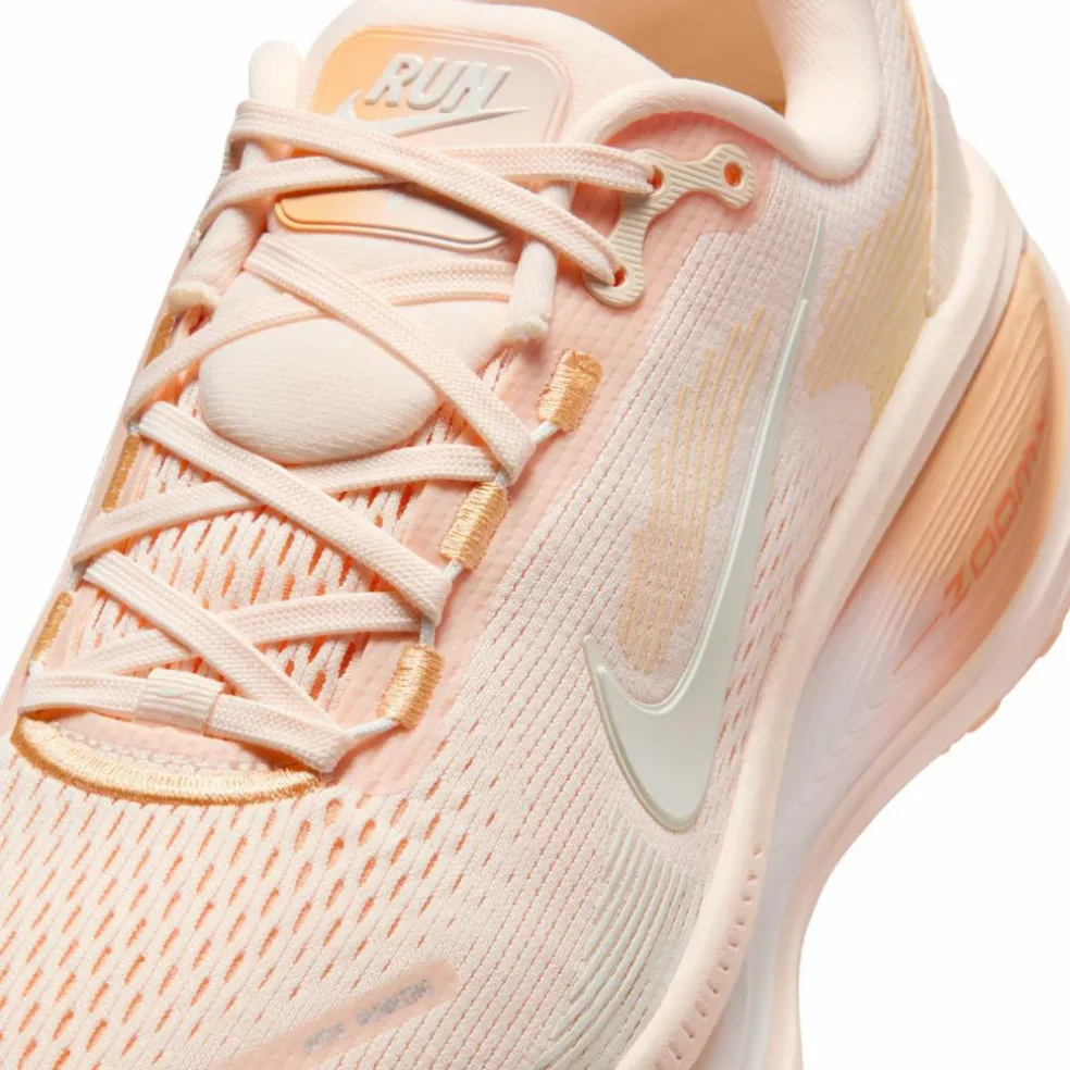 Nike · VOMERO 18