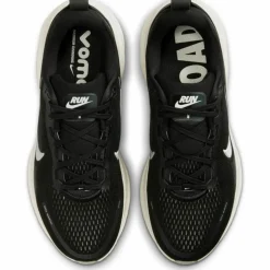 Nike · VOMERO 18