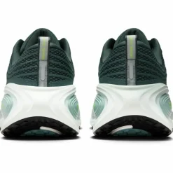 Nike · VOMERO PLUS