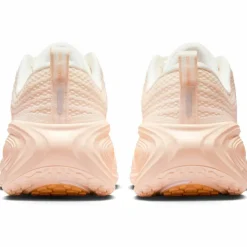 Nike · VOMERO PLUS