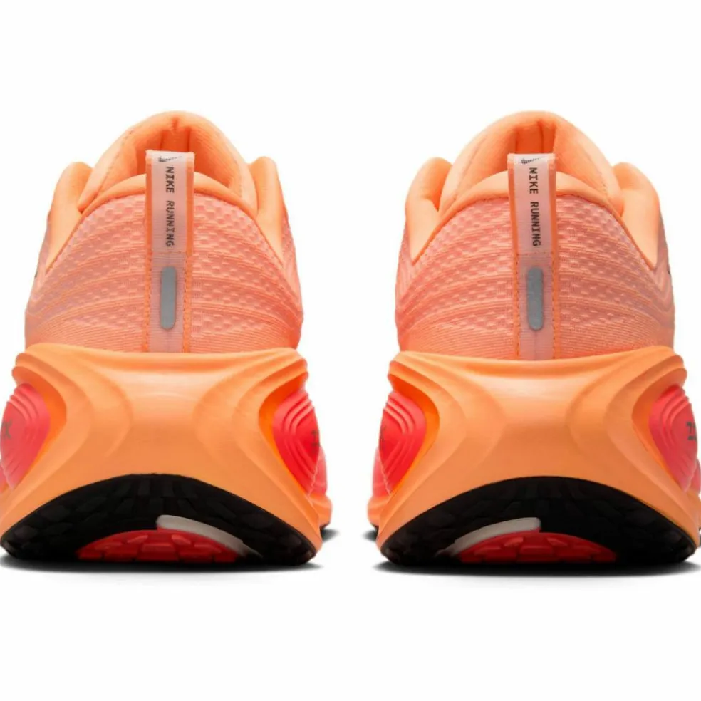 Nike · VOMERO PLUS