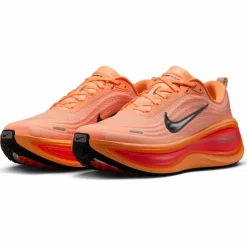 Nike · VOMERO PLUS