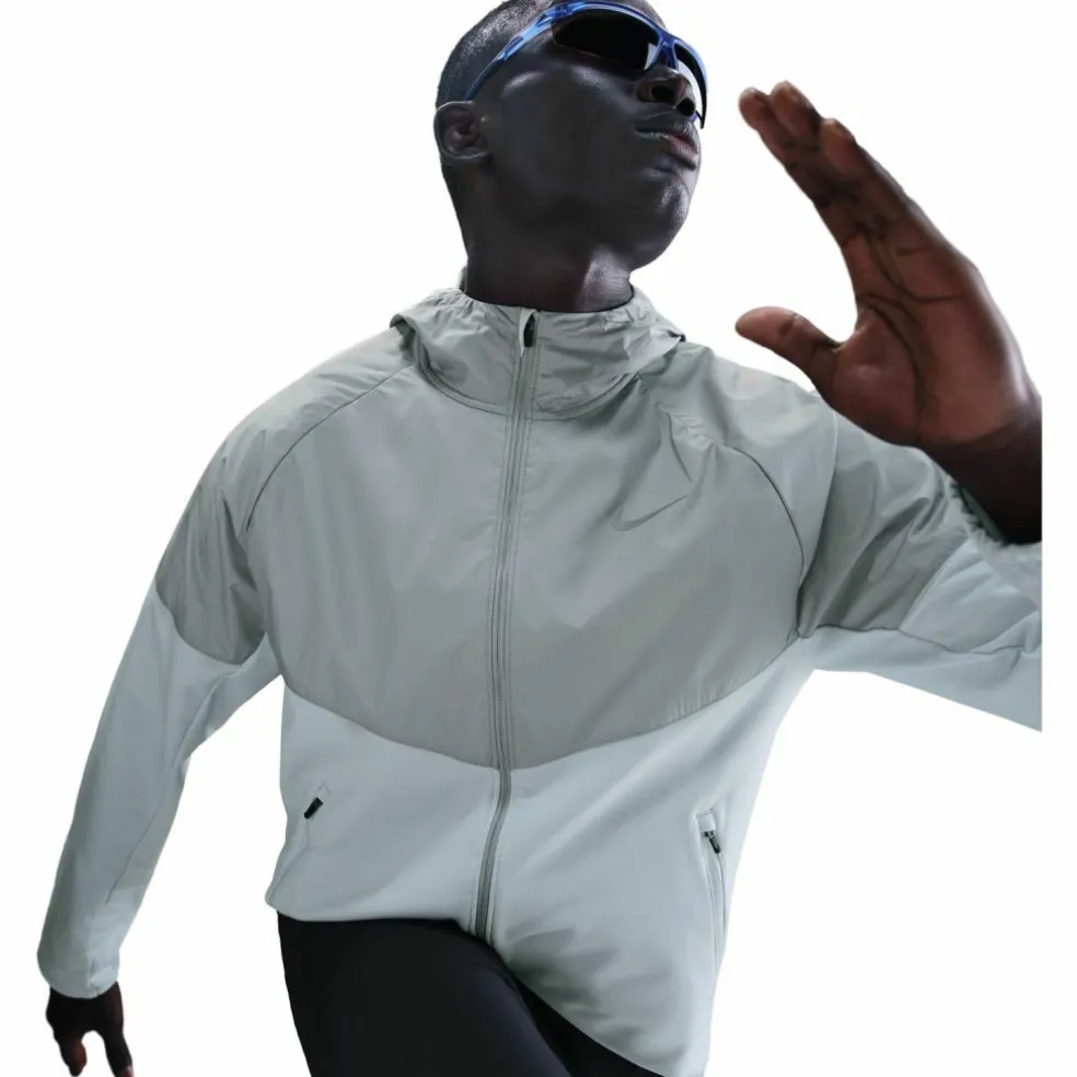 Nike · WNTRZD MILER