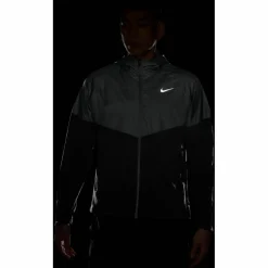Nike · WNTRZD MILER