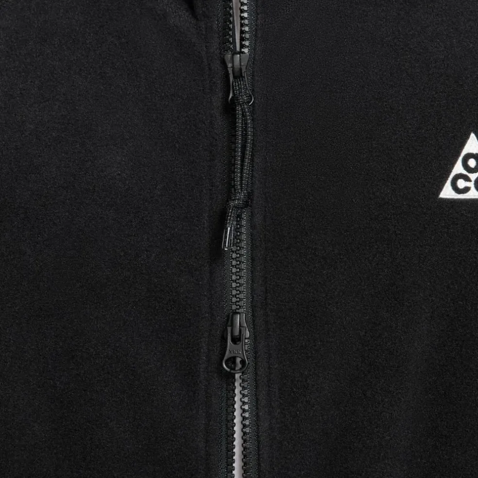 Nike · Wolf Tree