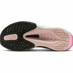 Nike · ZOOM FLY 6