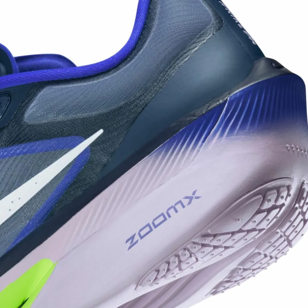 Nike · ZOOM FLY 6