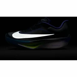 Nike · ZOOM FLY 6