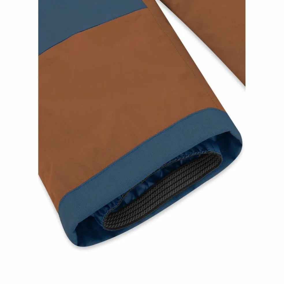 normani Outdoor Sports · Salcha
