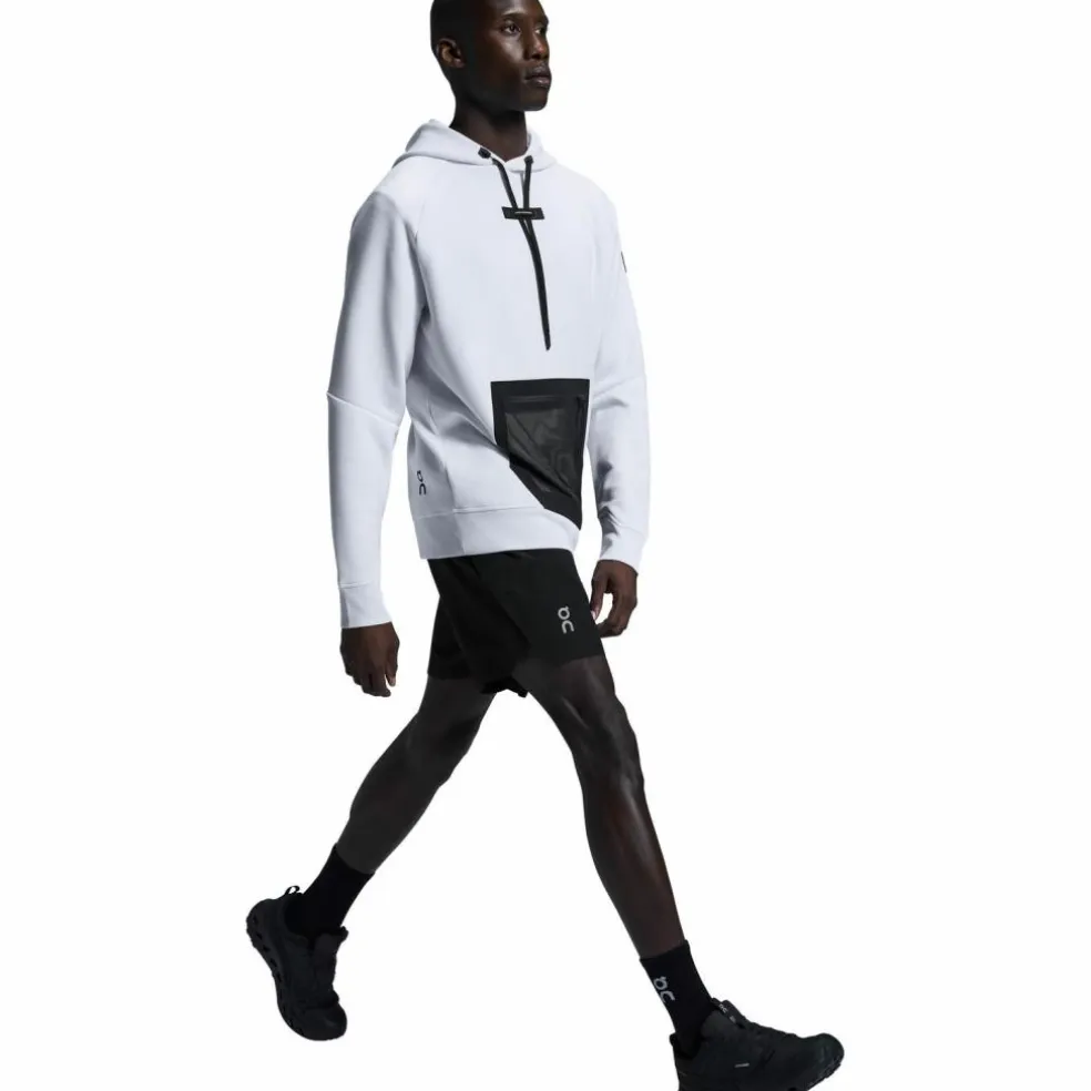 On · 7" Core Shorts
