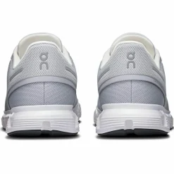 On · Cloud 6