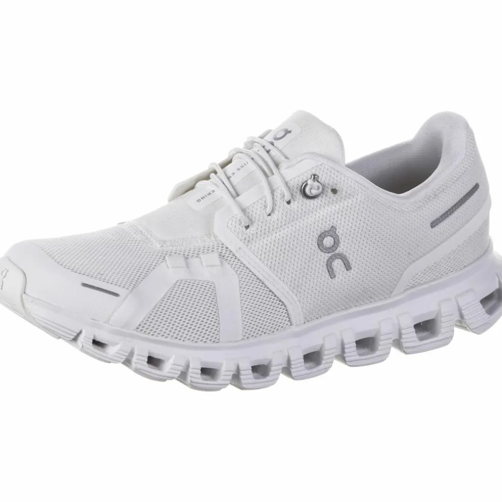 On · Cloud 6