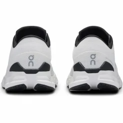 On · Cloud X 4