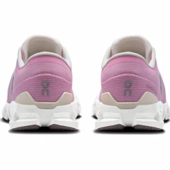 On · Cloud X 4
