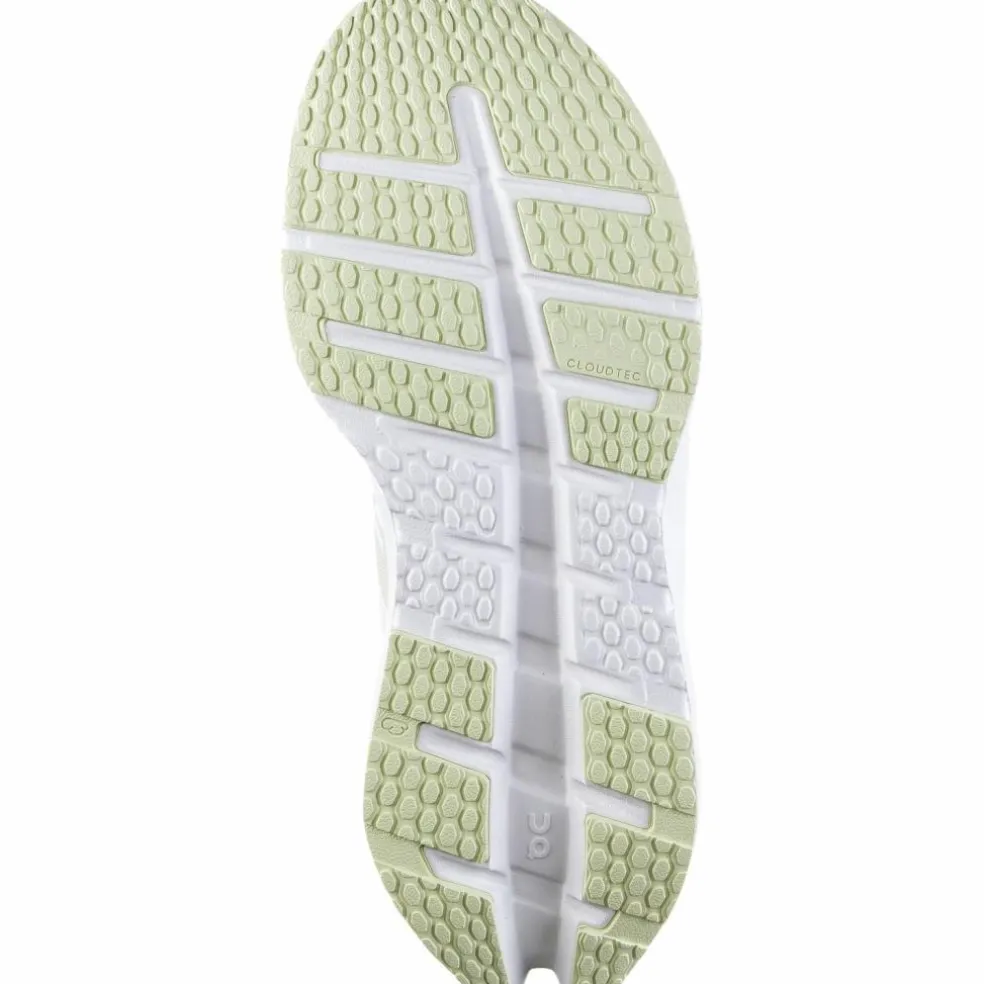 On · Cloudrunner 3