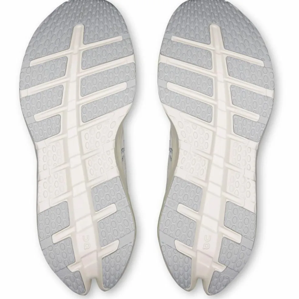On · Cloudrunner 3