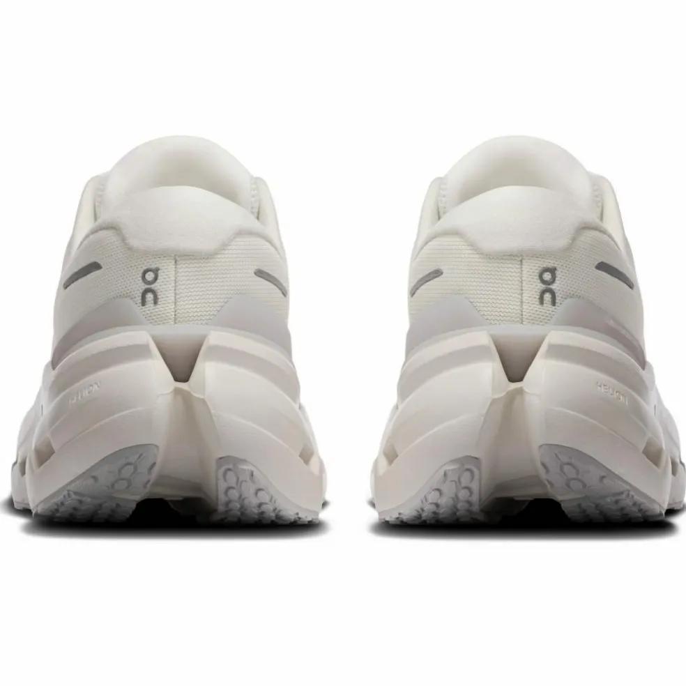 On · Cloudrunner 3