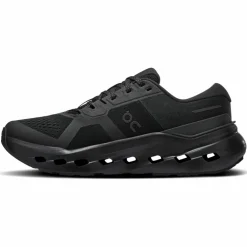 On · Cloudrunner 3 Wide