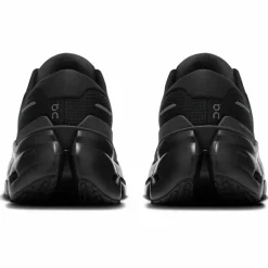 On · Cloudrunner 3 Wide