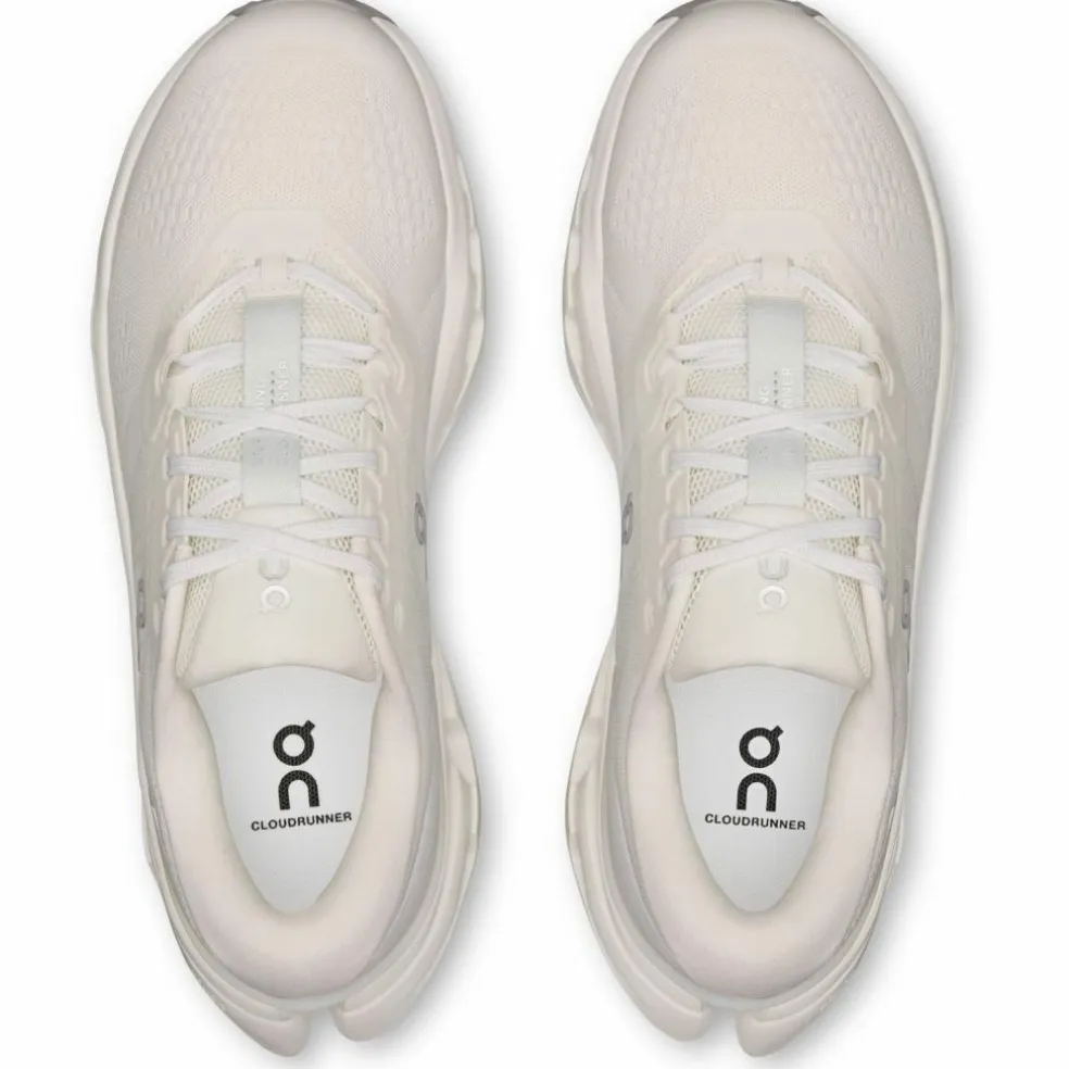 On · Cloudrunner 3 Wide