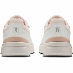 On · THE ROGER Advantage