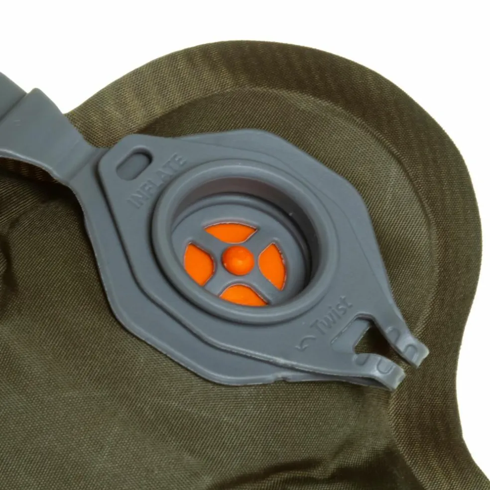 Sea to Summit · Camp Plus Self Inflating