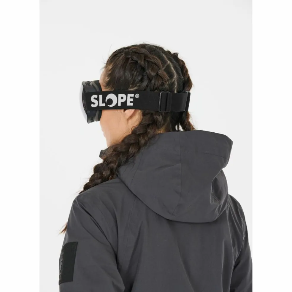 SLOPE · Greyer
