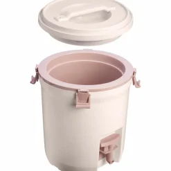 Stanley · The Fast-Flow Water Jug