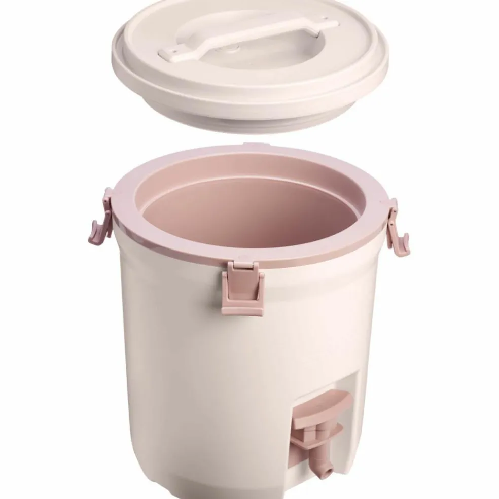 Stanley · The Fast-Flow Water Jug