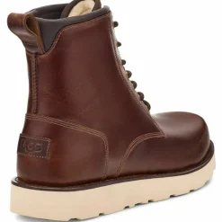 Ugg · Cason
