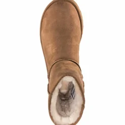 Ugg · Classic Short II