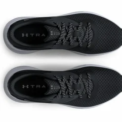 Under Armour · Charged Aurora2